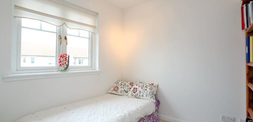 12 Lochinch Place, Cove Bay, Aberdeen AB12 3SJ, UK