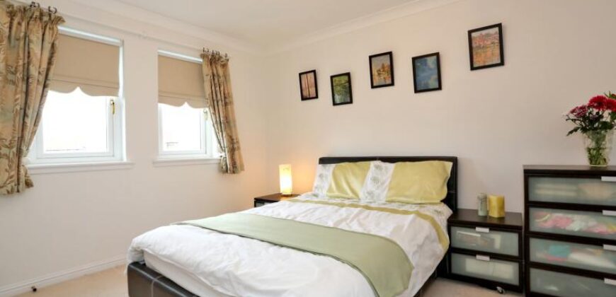 12 Lochinch Place, Cove Bay, Aberdeen AB12 3SJ, UK