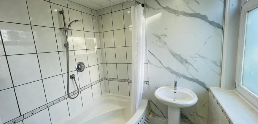 23 Kingshill Road Aberdeen, AB15 5JY