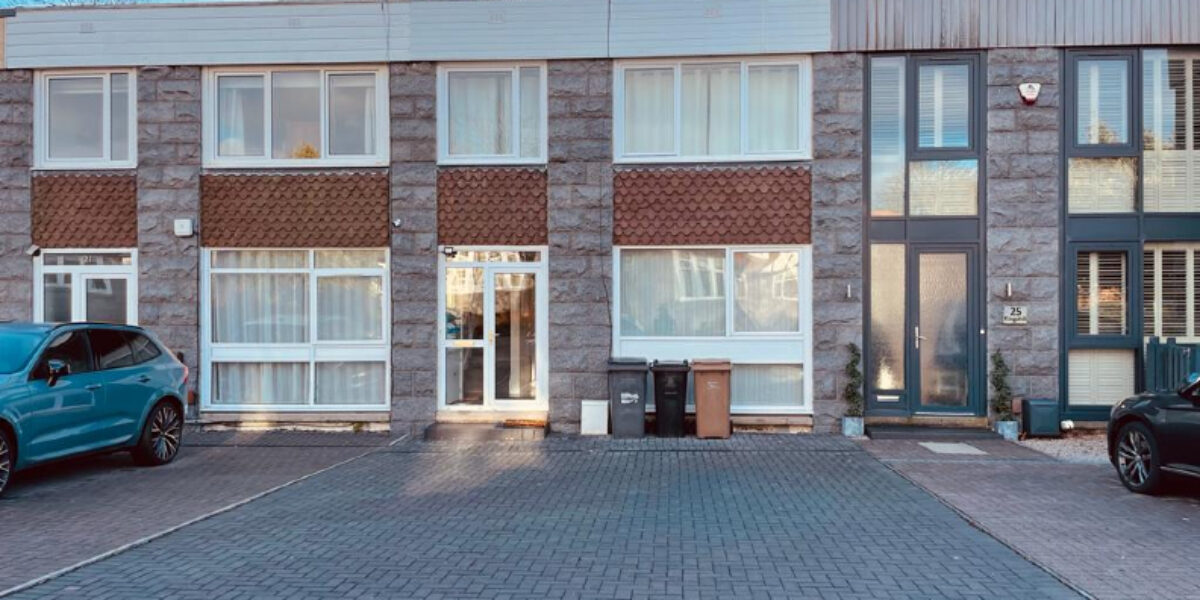 23 Kingshill Road Aberdeen, AB15 5JY